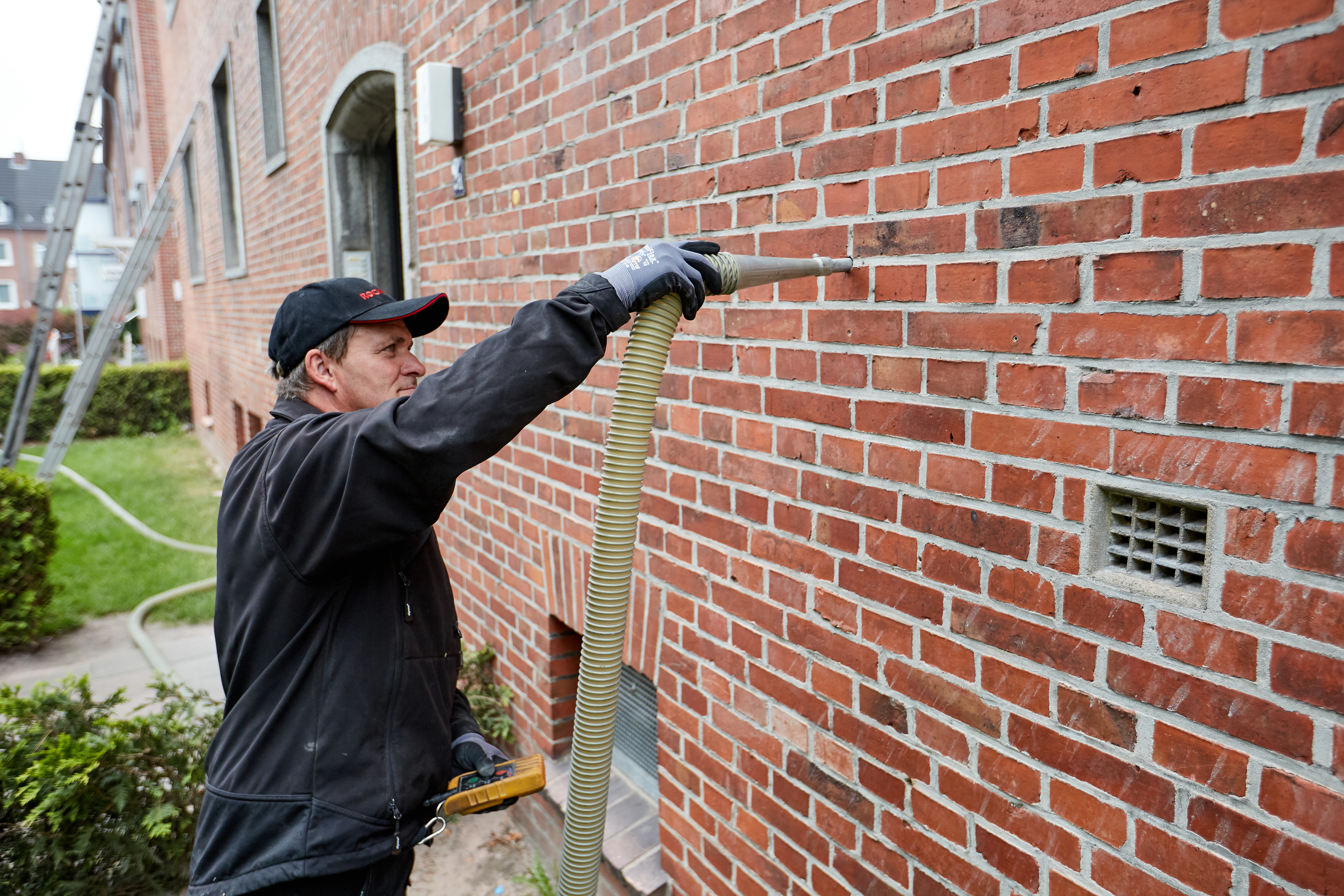 blow-in insulation, brick wall, eds, einblasdämmung, fillrock, fillrock kd plus, germany, PIM