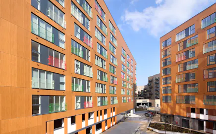 Rockpanel propose un style chic et sûr au Grand Exchange urbain
