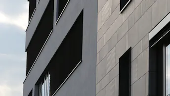 Magazin_Unsichtbar_3Fragen_Fassadenschäden_Putzverkleidung_Steinwand