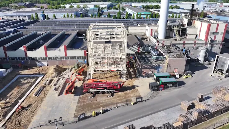 elektrische smelttechnologie, tweede bouwactiviteiten, bouw van een bijgebouw, video bouwactiviteiten 2, video building activities 2, tweede fase, transformatie in onze fabriek, duurzaamheid, techniek en duurzaamheid, video, screenhot, van april tot juni, from april to june, roermond, rw-bnl, nl, vl, fr