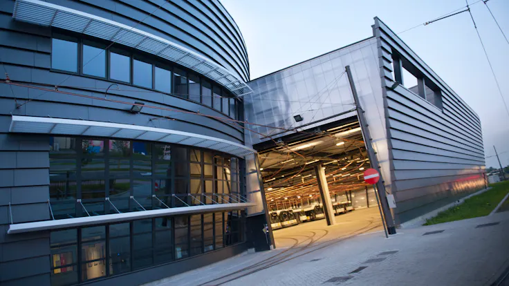 Depot of "De Lijn" transport company with Rockpanel Colours in Antwerp, Belgium