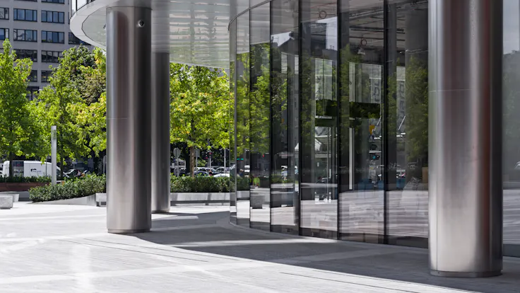 Case study Mennica Legacy Tower