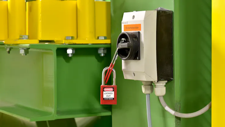 Health & Safety, key, work, machine, save, lock, red, Germany, locked out