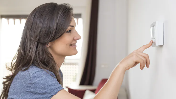 People, Humans, Thermostat, Indoor comfort, Thermal properties, Woman, Home