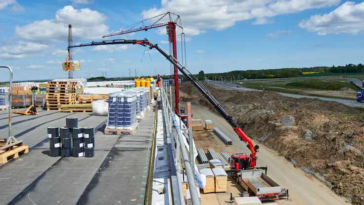 Reference case, Taulov Dry Port, Hardrock, building site, FRI, roof, construction