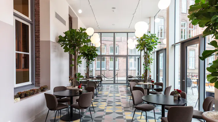 NL, Domusdela, Eindhoven, Leisure, Michael van Oosten, Architectenbureaus diederendirrix, Eindhoven & architecten EN?EN, Rockfon Mono Acoustic, Seamless, White, Restaurant