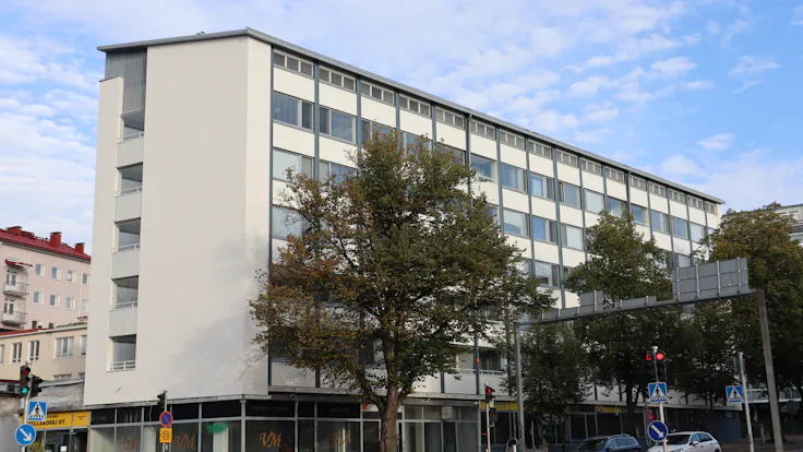 As Oy Kotikannas Case Study FinlandRockpanel Colours RAL9010, RAL7024 and RAL7031